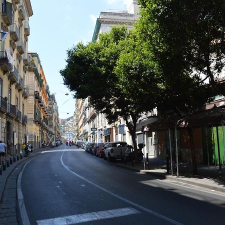 Casa Flora Al Corso Daire Napoli Dış mekan fotoğraf